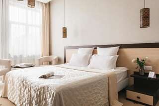 Отель Арк Палас Одесса Стандартный двухместный номер с 1 кроватью или 2 отдельными кроватями-4